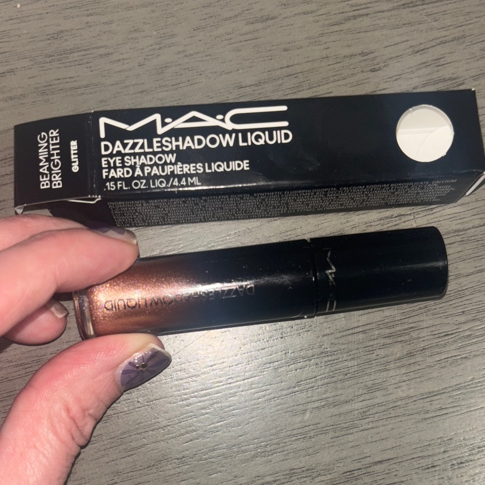 MAC Cosmetics Dazzleshadow Liquid Eyeshadow - Beaming Brighter brand new